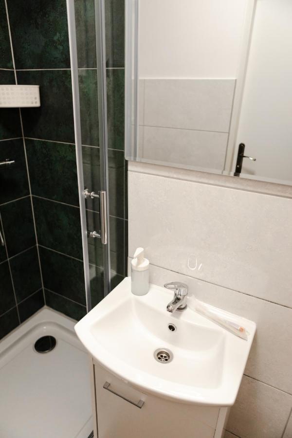 Wow Rooms Varşovia Exterior foto